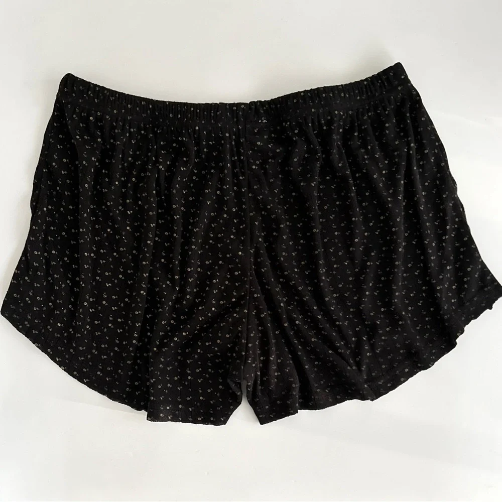POL Ditsy Floral Boxer Style Lounge Shorts, Black M NWT - Picture 6 of 7